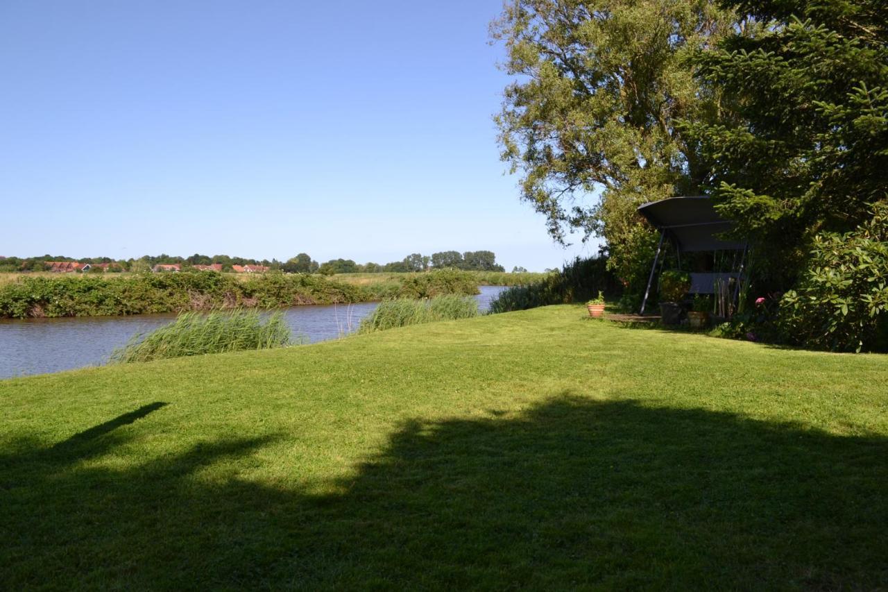 Ferienhaus Am Wasser Hinte المظهر الخارجي الصورة